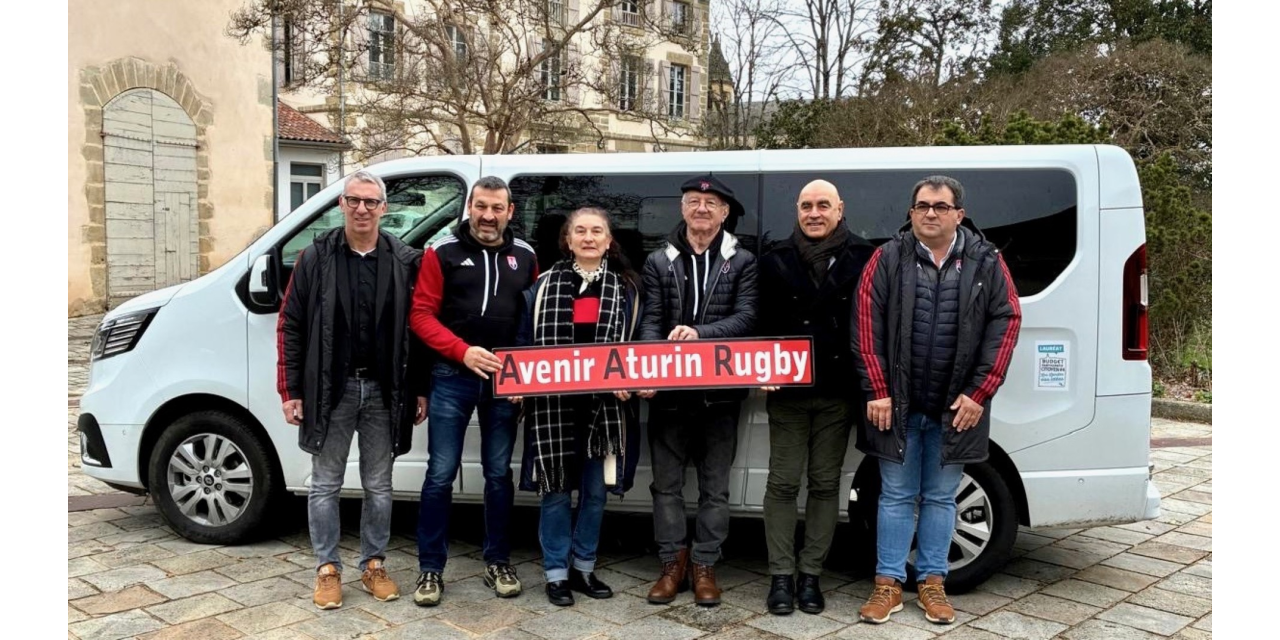 Image d'illustration pour : Un minibus pour l'Avenir Aturin Rugby