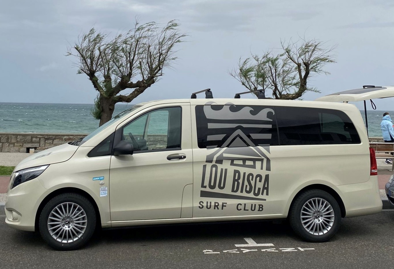 Image d'illustration pour : Un minibus pour Lou Bisca Surf Club !