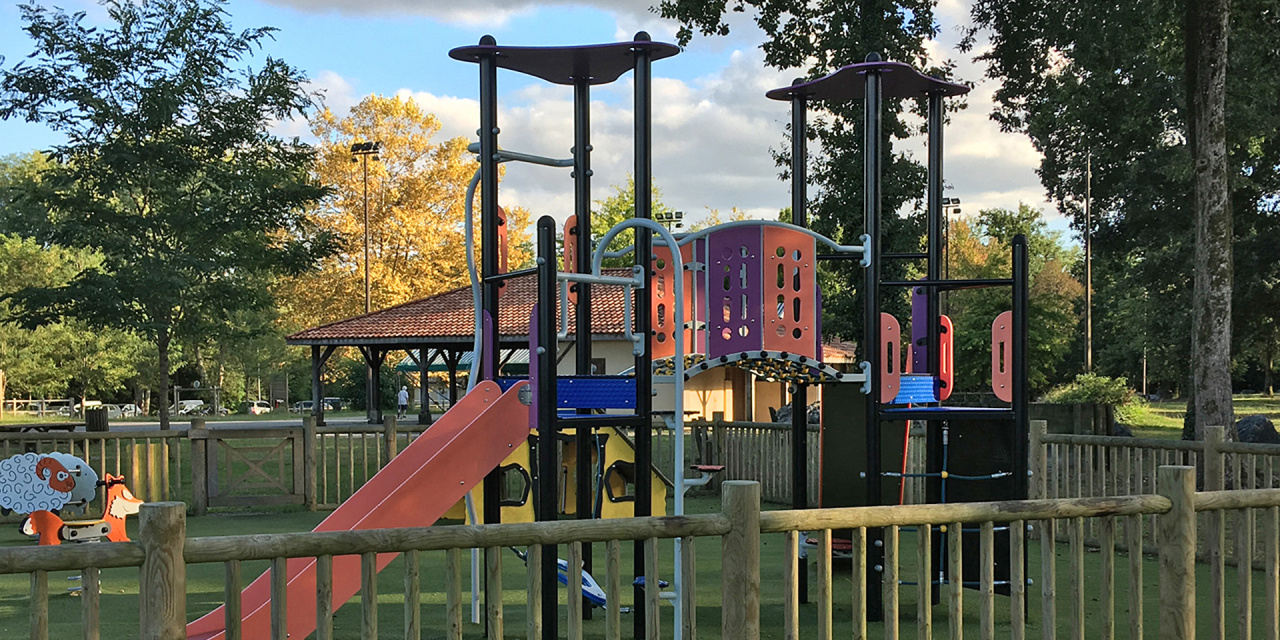 Image d'illustration pour : n° 30956 - Une aire de jeux pour les enfants