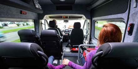 Image d'illustration pour : n° 30846 - Un minibus pour le transport des jeunes joueurs de rugby