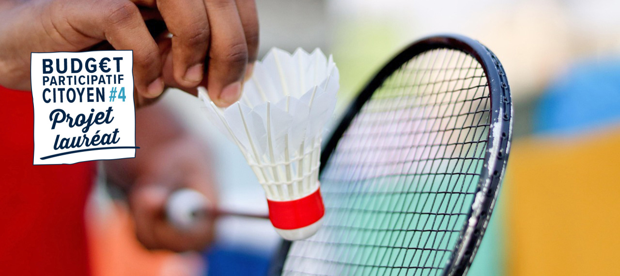 Image d'illustration pour : n° 30871 - Terrains de badminton amovibles, presque olympiques Image d'illustration pour : n° 30871 - Terrains de badminton amovibles, presque olympiques