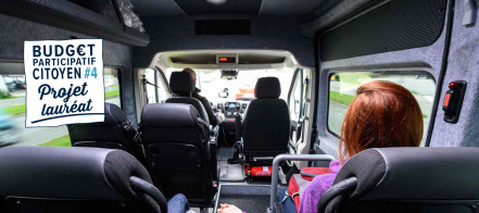 Image d'illustration pour : n° 30846 - Un minibus pour le transport des jeunes joueurs de rugby